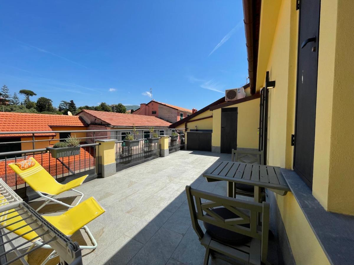Sun Luxury Apartment In Centro Storico Chiavari Luaran gambar
