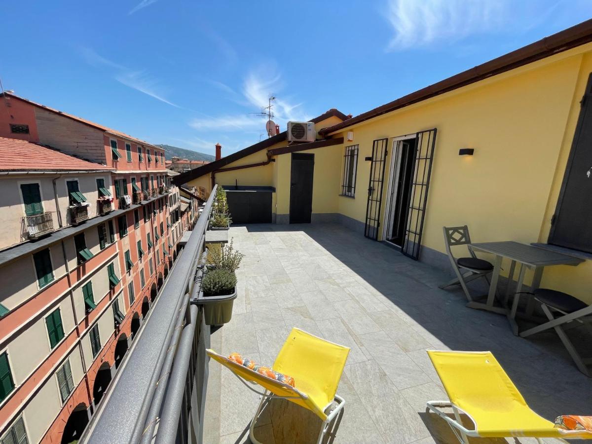 Sun Luxury Apartment In Centro Storico Chiavari Luaran gambar