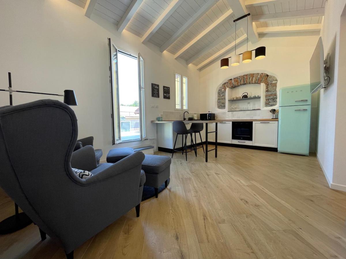 Sun Luxury Apartment In Centro Storico Chiavari Luaran gambar